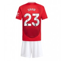 Manchester United Luke Shaw #23 Koszulka Podstawowa dzieci 2024-25 Krótki Rękaw (+ krótkie spodenki)